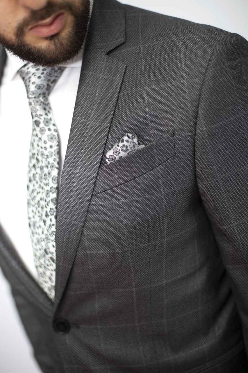 Costume Gris Foncé Carreaux 2 Bouton