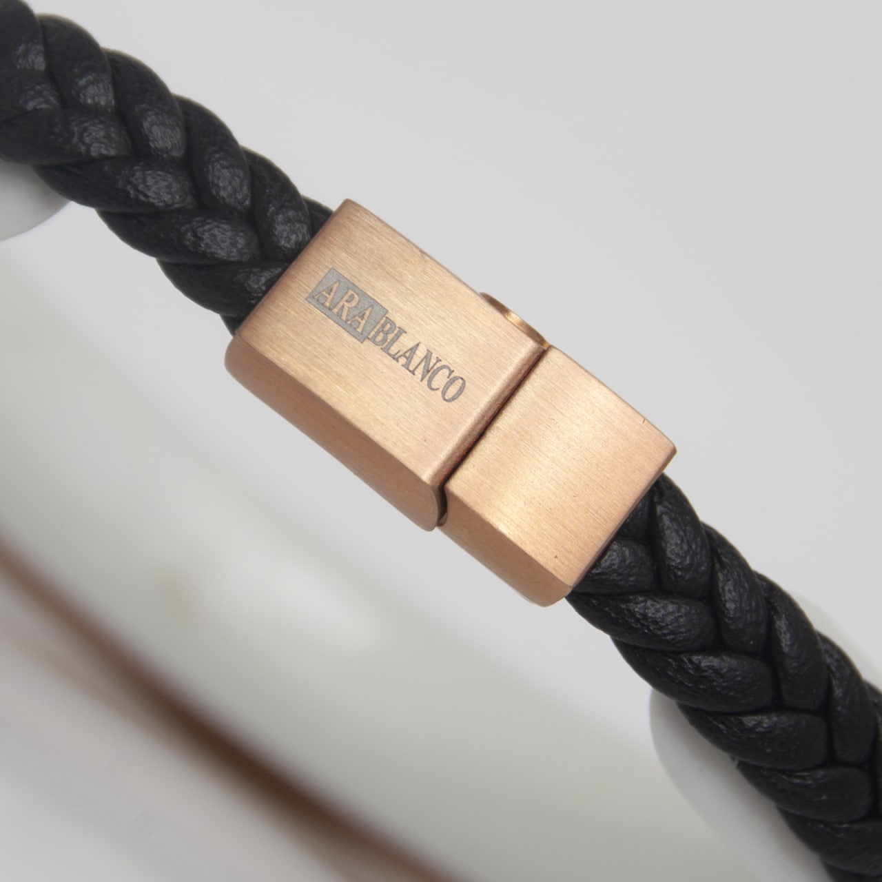 Bracelet Cuir Tressé Motif Ancre Bronze